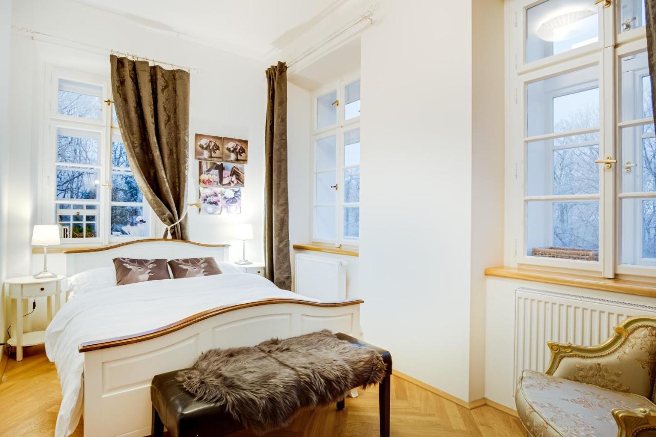 Lovecky Zamecek Pod Milesovkou Teplitz Exterior foto