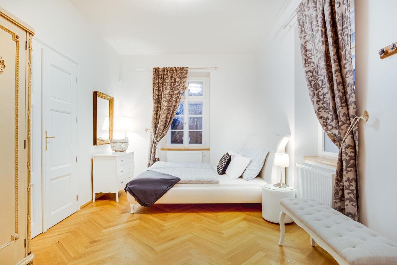 Lovecky Zamecek Pod Milesovkou Teplitz Exterior foto
